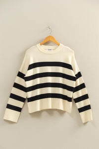 STRIPED CREW NECK SWEATER