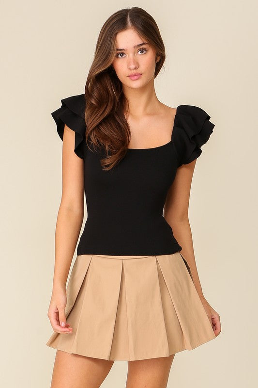 RUFFLE SLEEVE KNIT TOP