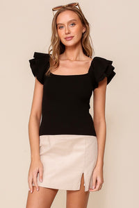 RUFFLE SLEEVE KNIT TOP
