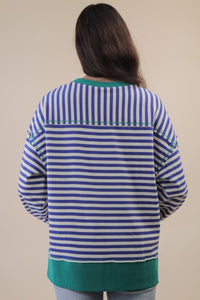 TWO-TONED STRIPED OVERSIZE TOP