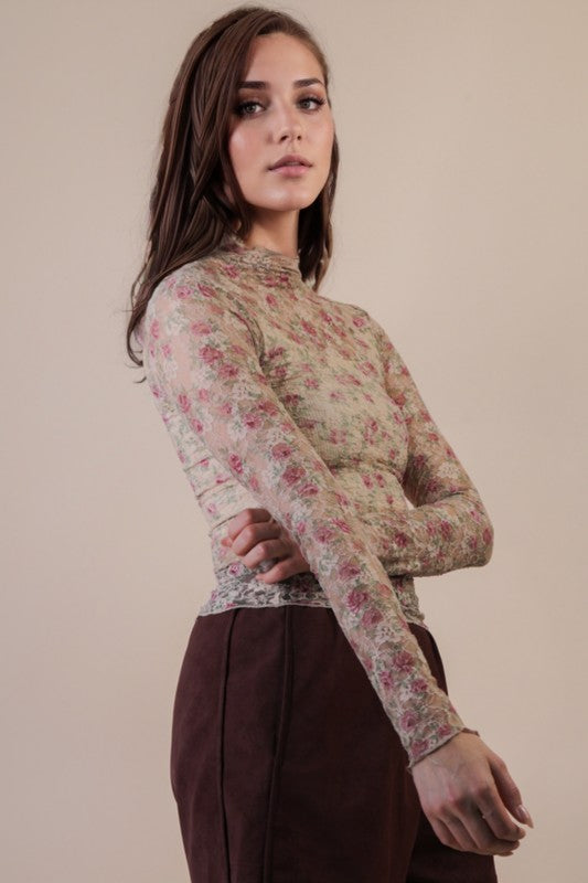 HIGH NECK LACE TOP