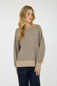 LONG SLEEVE KNIT SWEATER