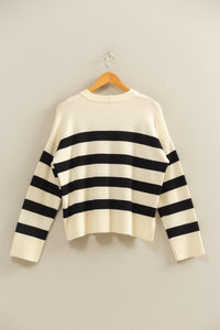STRIPED CREW NECK SWEATER