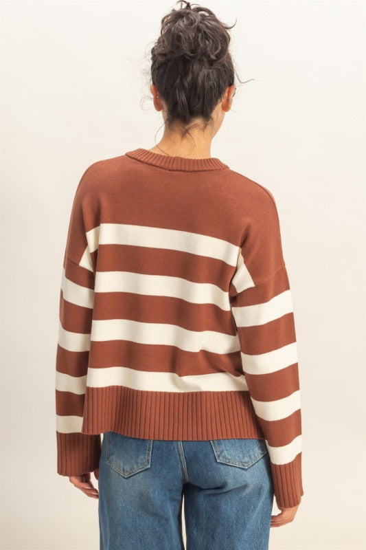 STRIPED CREW NECK SWEATER