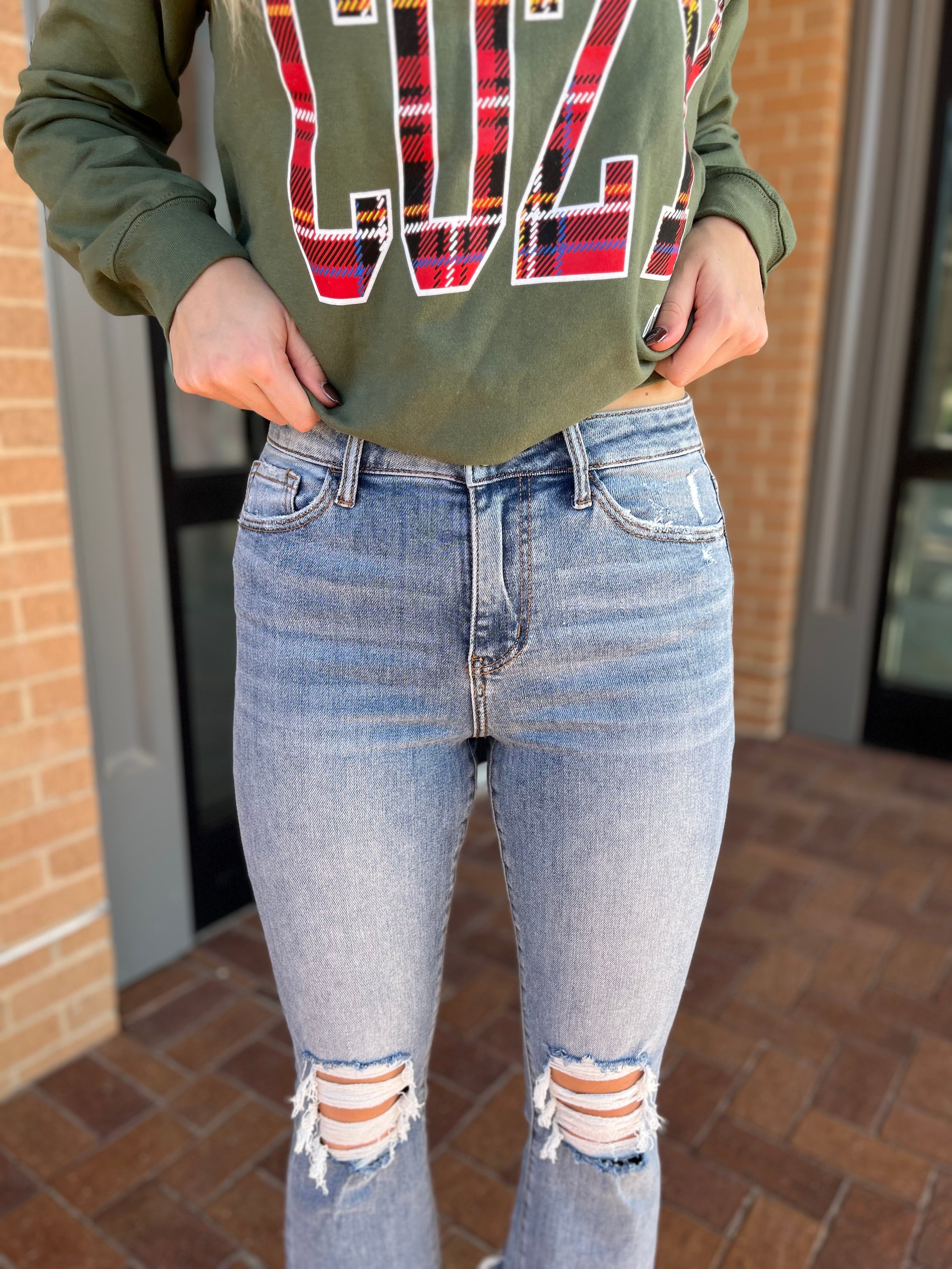 SUPER HIGH RISE KICK FLARE JEAN