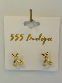 CROSSED DOUBLE HOOP EARRING