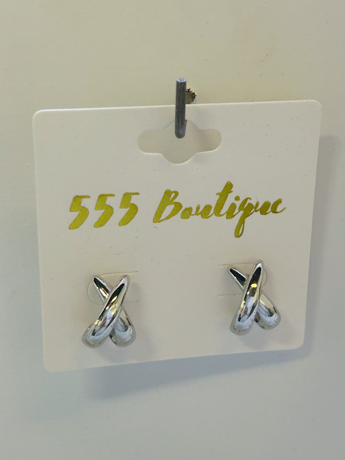 CROSSED DOUBLE HOOP EARRING