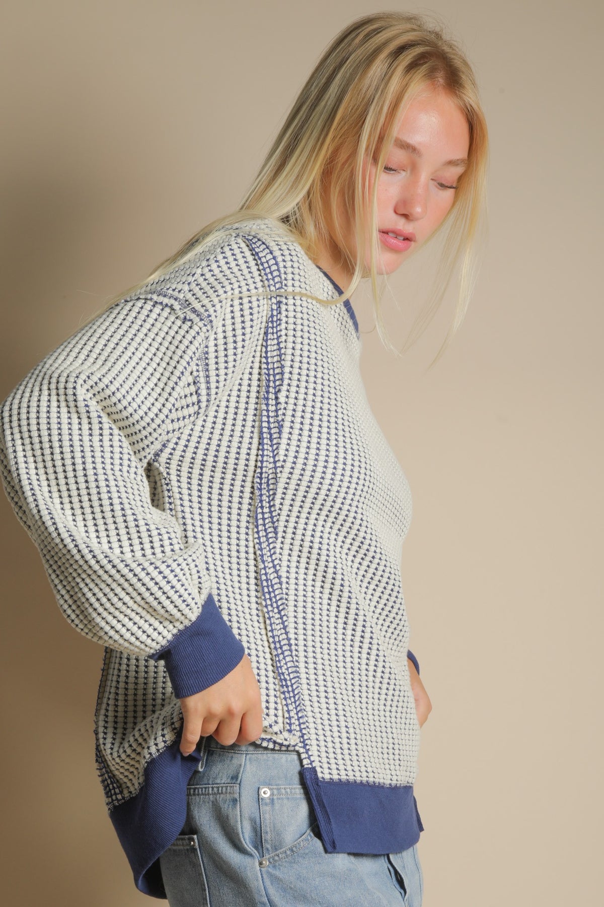 OVERSIZED WAFFLE KNIT TOP