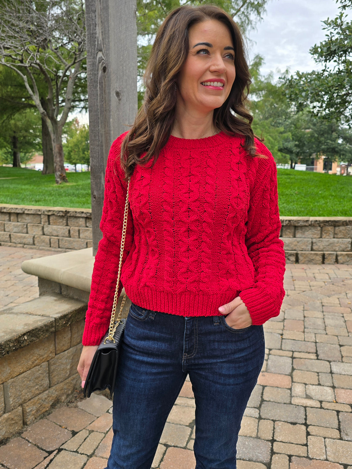 CABLE KNIT SWEATER