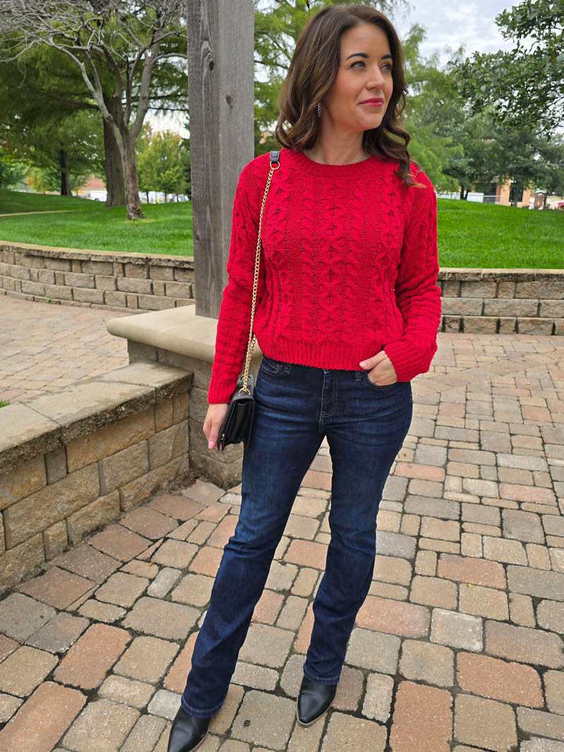 CABLE KNIT SWEATER