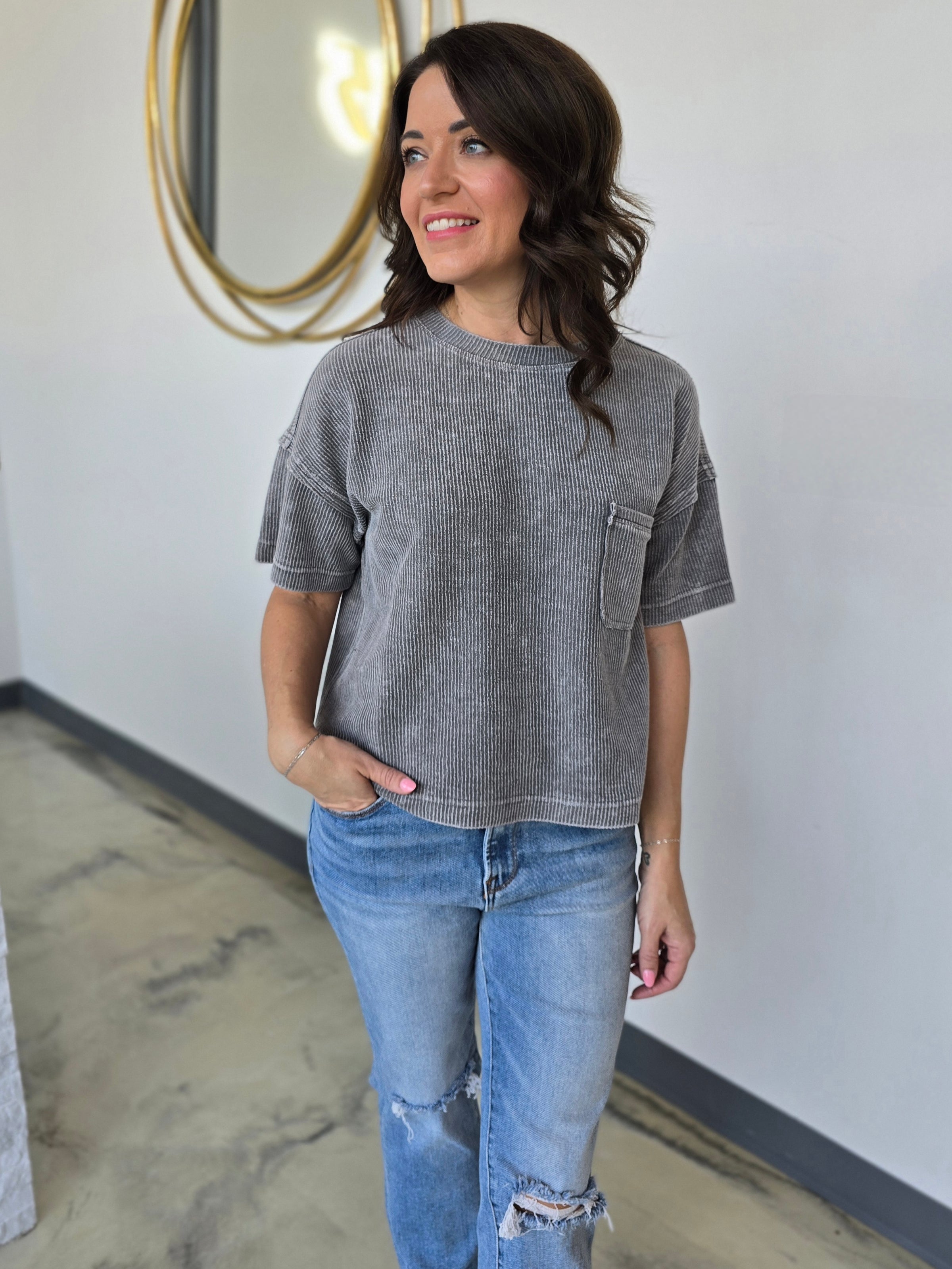 RIBBED SHORT SLEEVE TEE