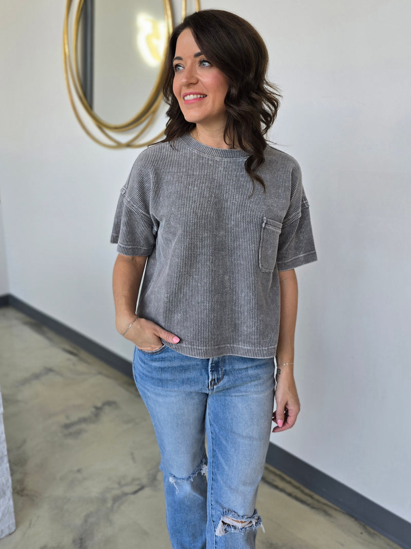 RIBBED SHORT SLEEVE TEE