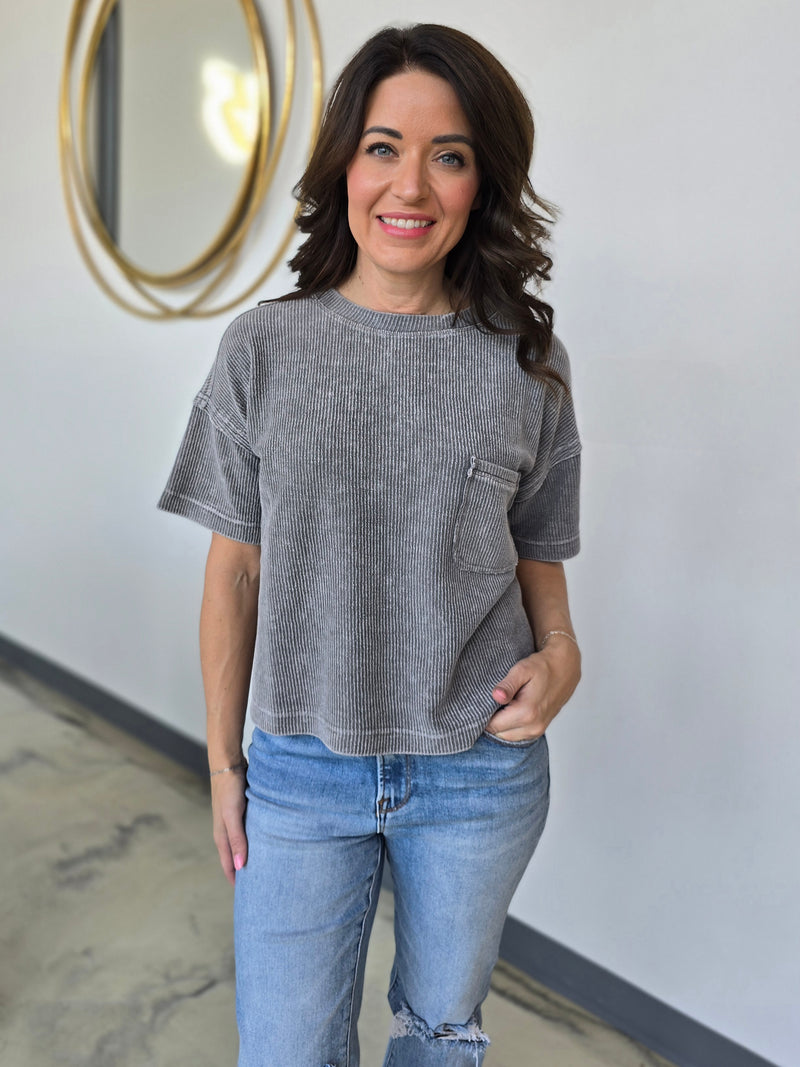 RIBBED SHORT SLEEVE TEE