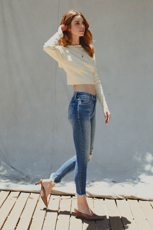 KANCAN HIGH RISE FRAYED ANKLE SKINNY JEANS